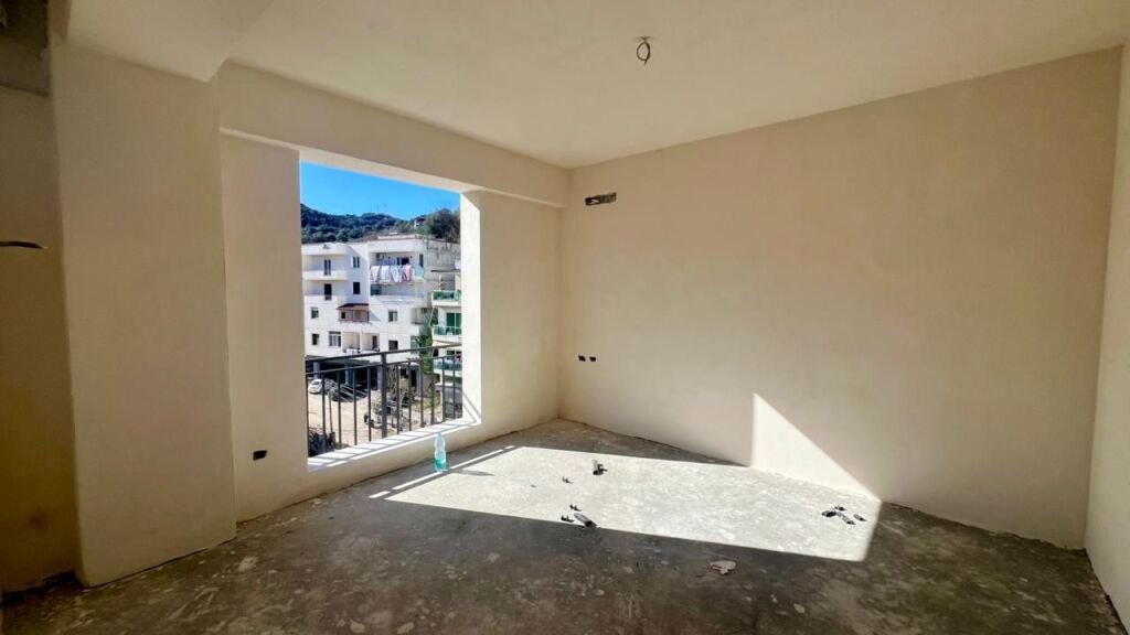 SHITET : 1+1+2 Ballkone📍Liqeni i That (Buze Liqeni - Vije e Pare) - 117.000€ - S.52m² - Okazion Momenti🔥