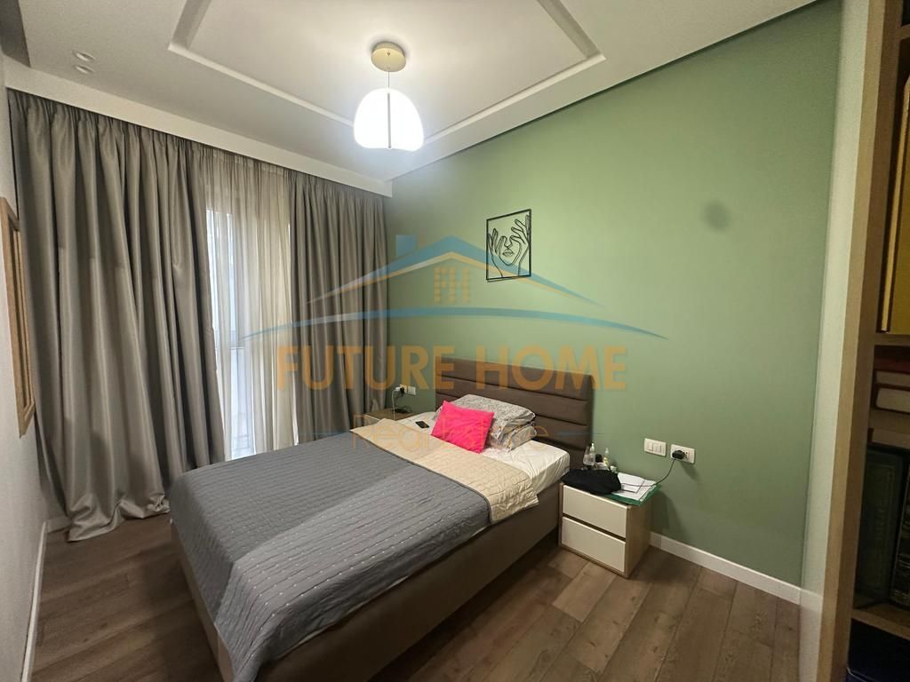 Qera, Apartament 3+1+2+Post Parkim, Rruga e Kosovarëve, Tiranë 2,300 €