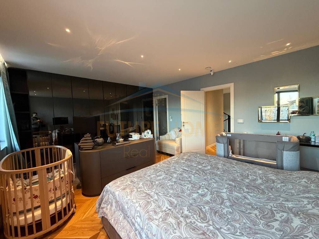 For sale, 4-Storey Villa, Secret Garden, TEG