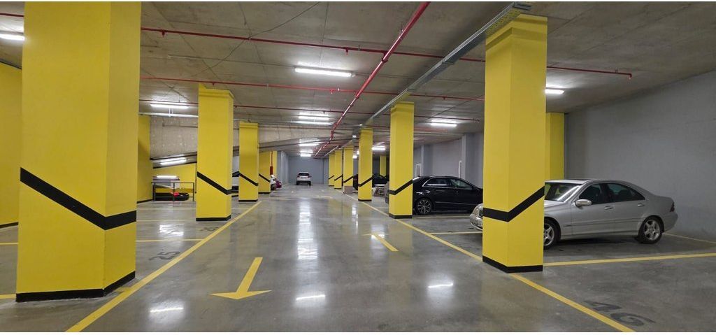 LOCALE COMMERCIALE IN VENDITA 200M2 SULLA STRADA PRINCIPALE, IN CENTRO