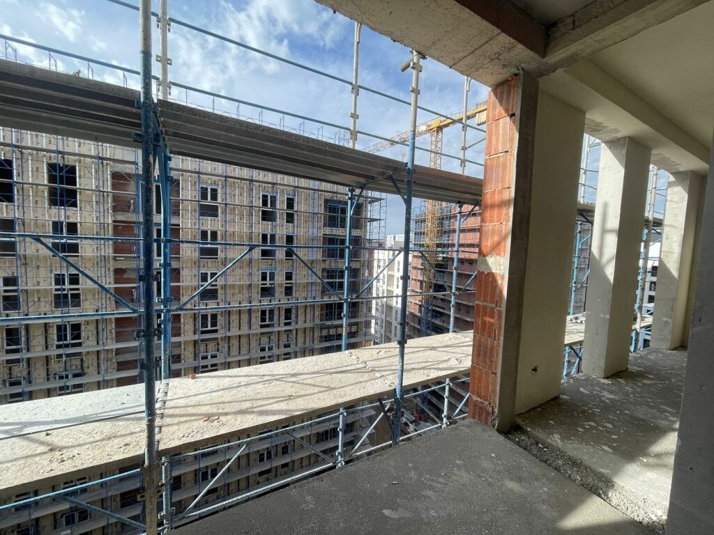 Appartamento 1+1 in vendita a Orbital 5, Blvd Ri!