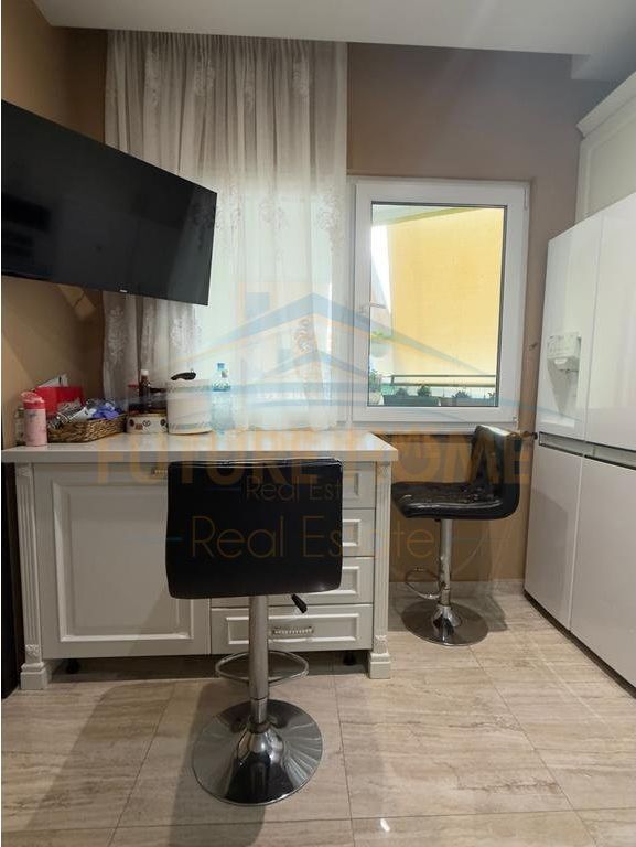 Shitje, Apartament 2+1, Ish Ekspozita