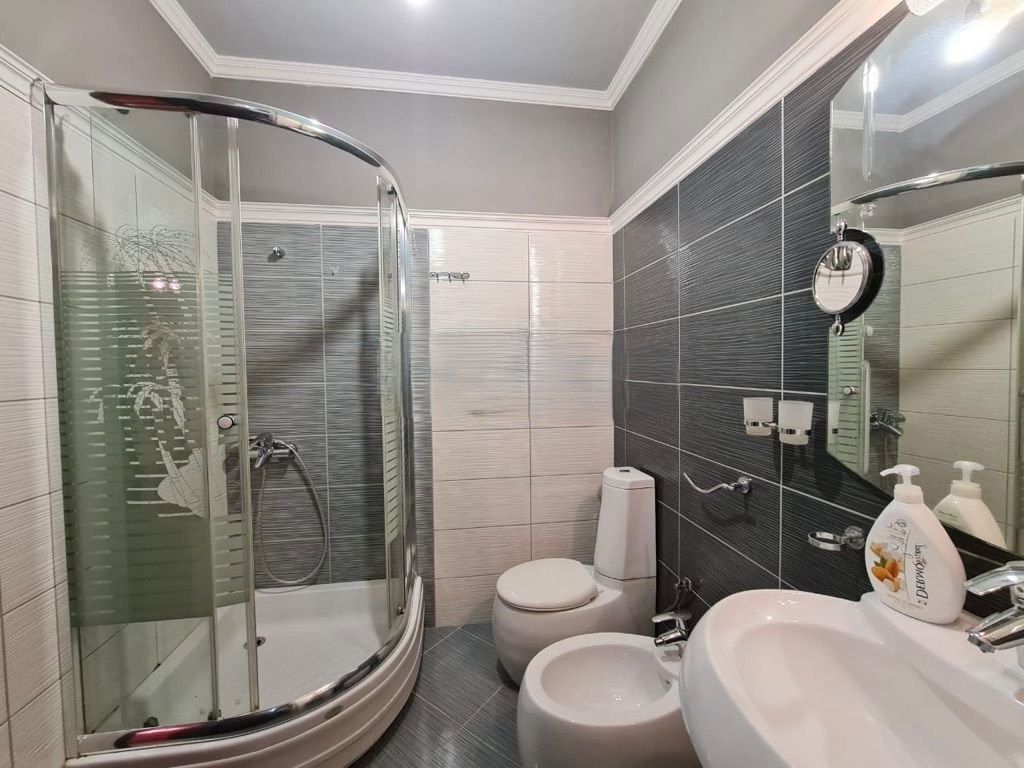 APPARTAMENTO 2 +1 IN AFFITTO, ALLE VILLE TEDESCHE, TIRANA!