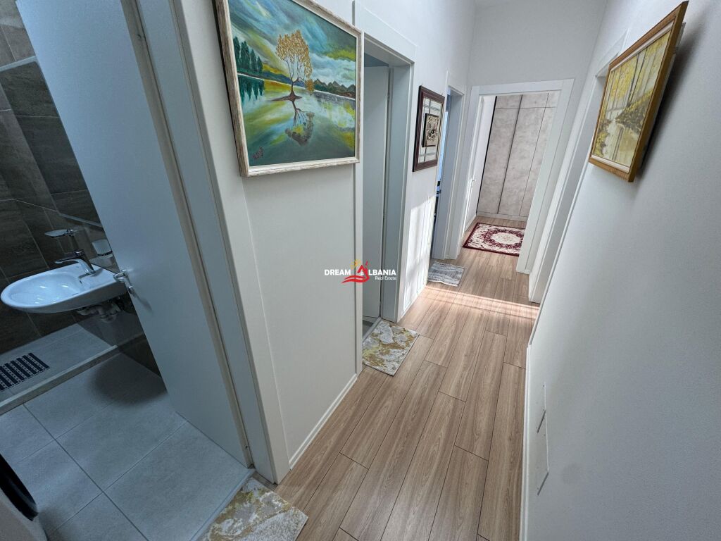 Jepet apartament 3+1+2 tualete me qera tek Tirana Garden Building ( ID 4231485 )