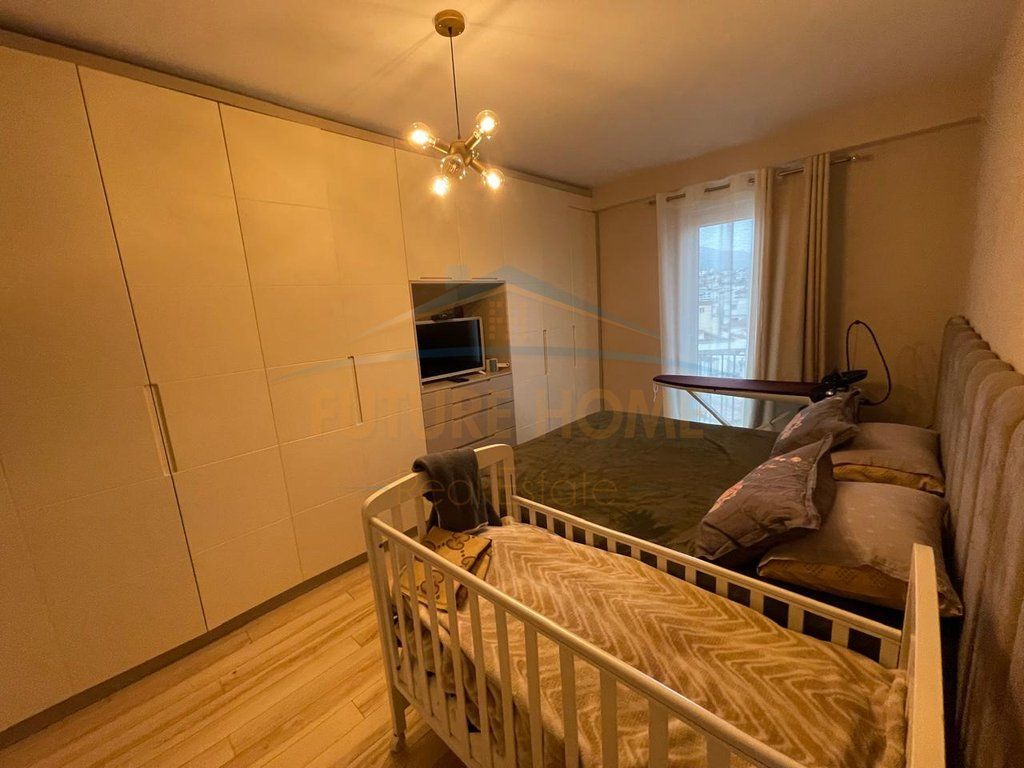 In vendita, Appartamento 2+1+2, Città Studentesca, Tirana