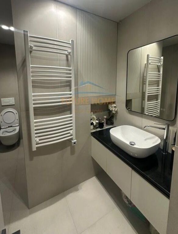 Rent, Apartment/AIRBNB 1+1, Paris Commune.