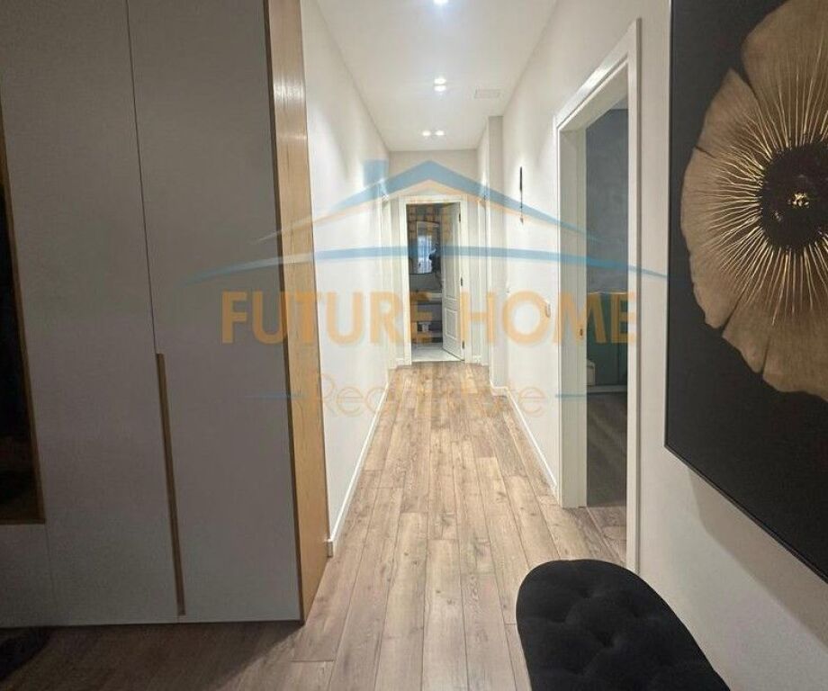 Rent, Apartment 3+1+2+Parking Space, Kosovarëve Street, Tirana