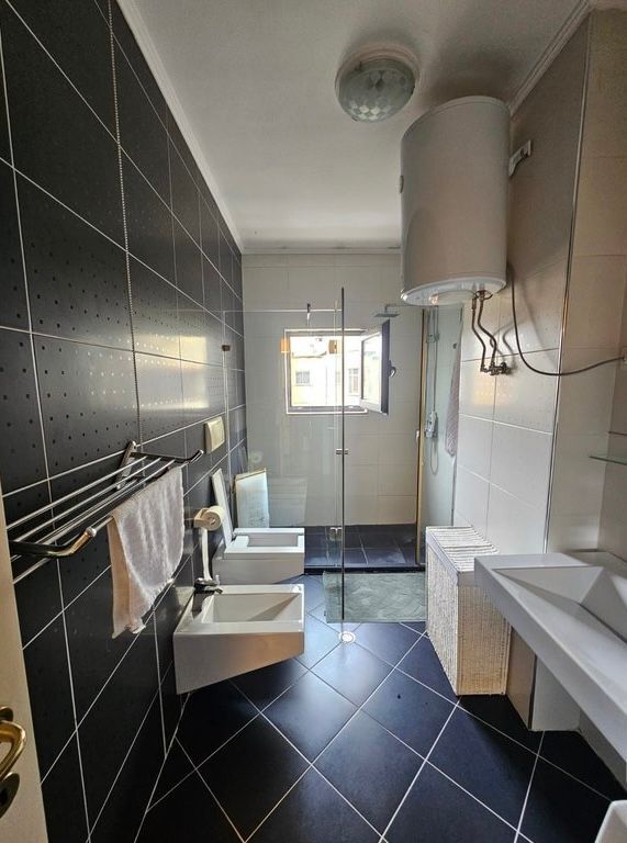 Apartament 2+1+2 prane Liqeni Artificial