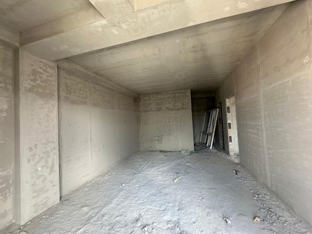 APARTAMENT 1+1 PER SHITJE TEK FARMACIA 10---RRUGA E DIBRES