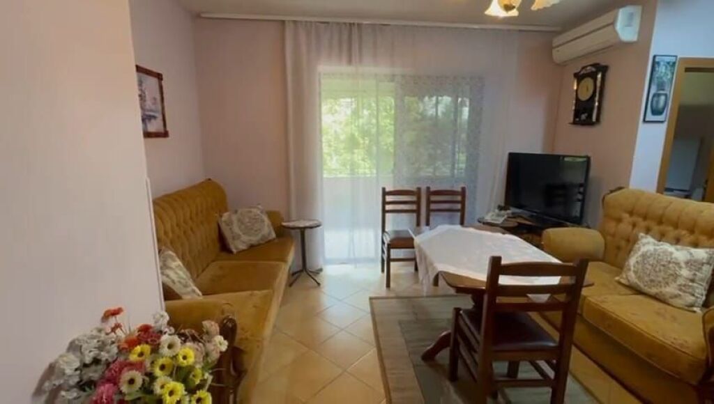 Appartamento 2+1 in affitto, Ali Demi 450 €