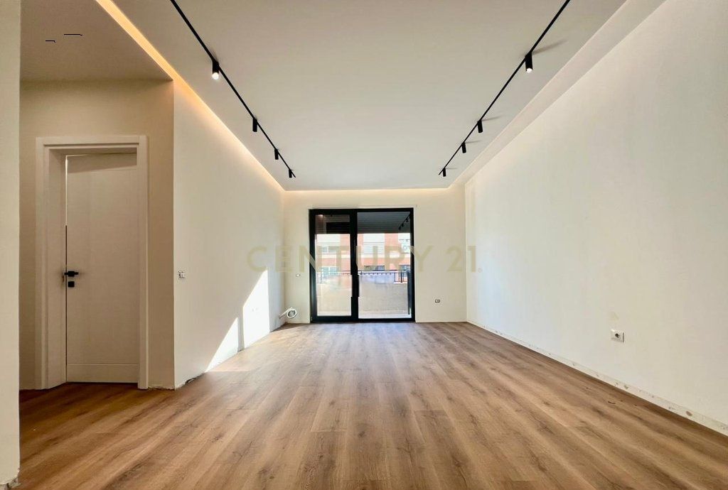 SHESIM SUPER APARTAMENT 2+1+2 me POST PARKIMI, LIQENI THATË‼️