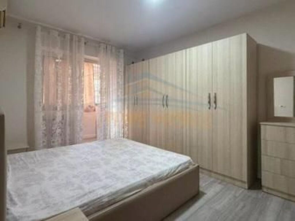 Qira, Apartament 1+1, Myslym Shyr, Tiranë