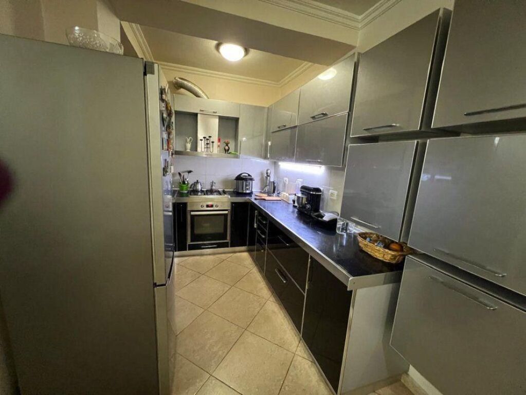 Apartment for sale near the University Bookstore