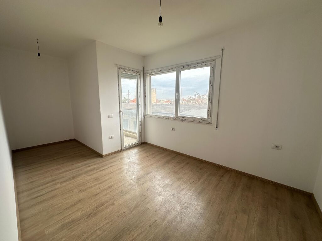 Apartament 1+1 pranë Fiori di Boskos
