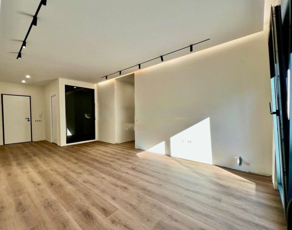 SHESIM, SUPER APARTAMENT 2+1+2 me POST PARKIMI, LIQENI THATE