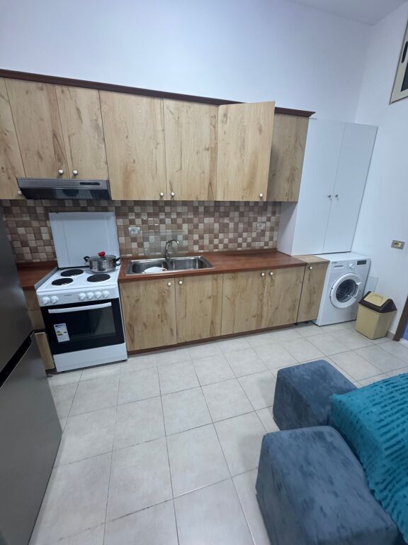 Appartamento 1+1 in affitto a Konkordi, 5 Maji.