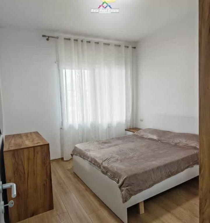 Apartament Me Qera 1+1 Ne Shkoze ( ID B2101508) Tirane
