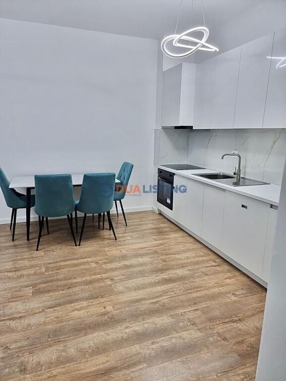 Appartamento moderno 1+1+Posto auto presso Komuna e Parisit!
