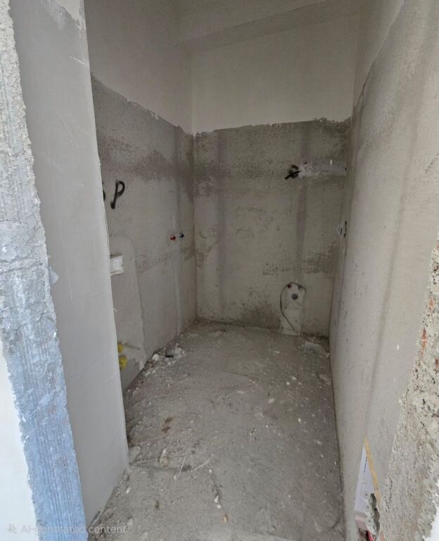 🏢 Shitet Apartament 2+1 – Fillimi i Bulevardit të Ri, Tiranë