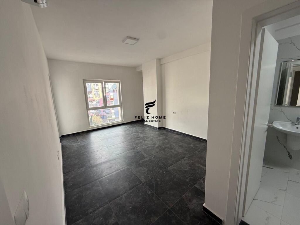 UFFICIO IN AFFITTO 120 M2 ZOGU ZI 850 EURO