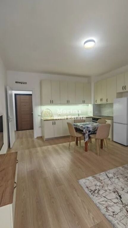 Qera | Apartament 1 + 1 | Rrethrrotullimi Shkozës| 450 €/muaj