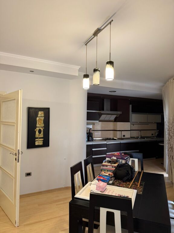Apartament 2+1 me qira , 21 Dhjetori