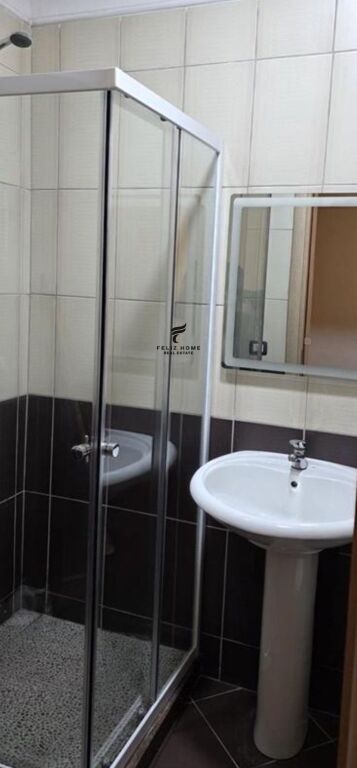 APARTAMENT ME QERA 2+1 YZBERISHT 50.000 LEKE