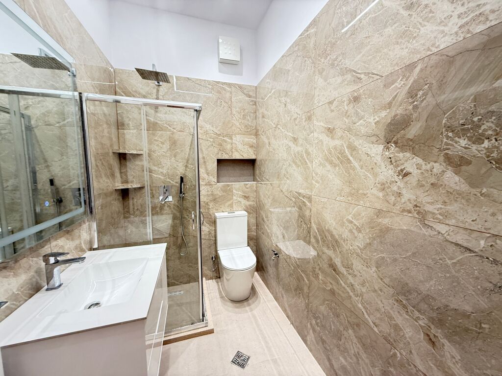 Shitet Apartament 2+1 tek 2 Palmat