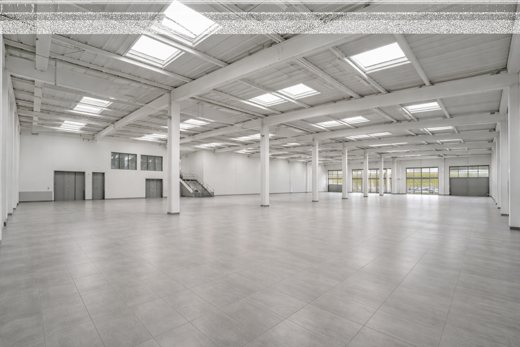 JEPET ME QIRA MAGAZINE 1100M2 NE KOMBINAT