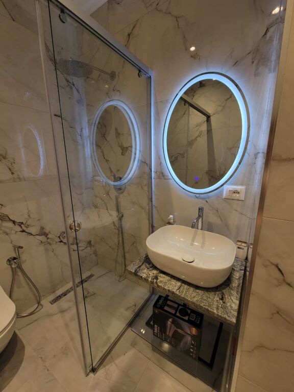 Jepet me Qira Apartament 1+1 tek Rruga e Durrësit !