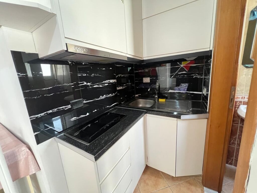 Garsoniere – Për Qira, Lungomare, Vlorë