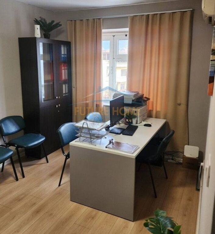 Qira, Ambient per Zyre, Rruga Myslym Shyri, Tirane.