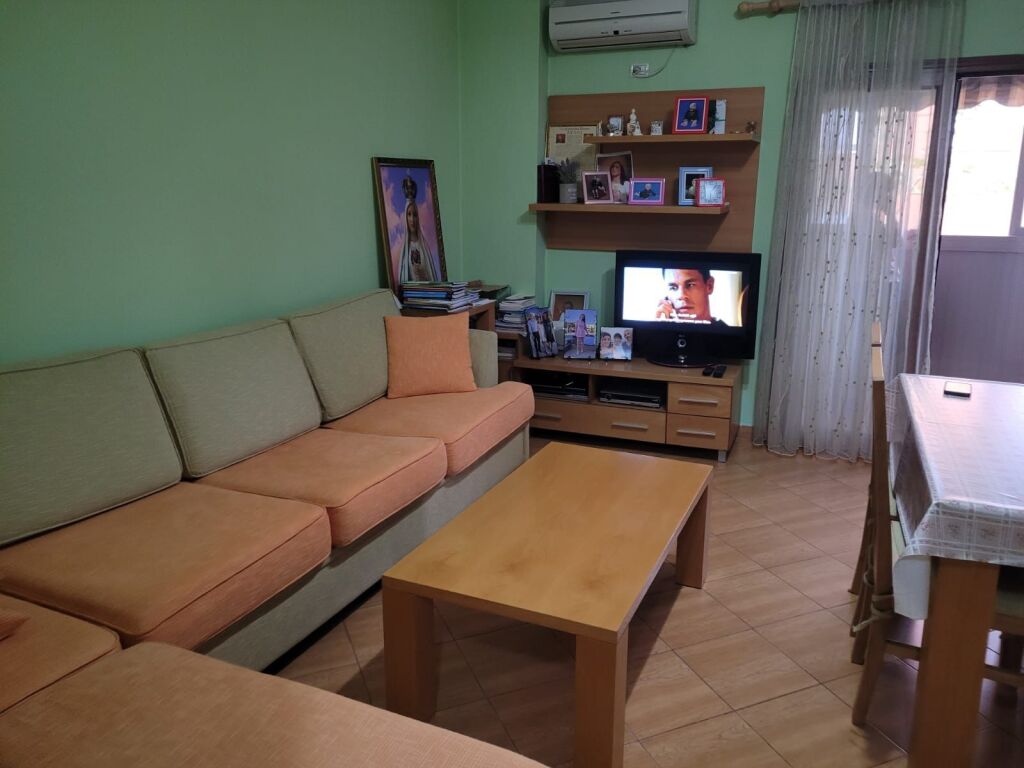 Apartment 1+1 for sale in 5 Maj