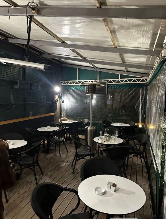 LOKAL ME QERA 70 M2 VASIL SHANTO 1.500 EURO