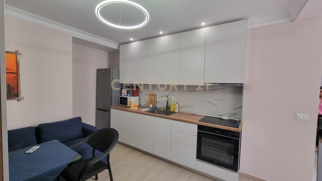 APARTAMENT 1+1 ME QIRA NE LAPRAKE