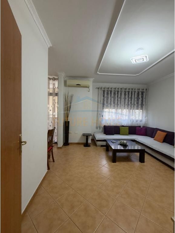 Qera, Apartament 2+1+2, Rruga Panorama