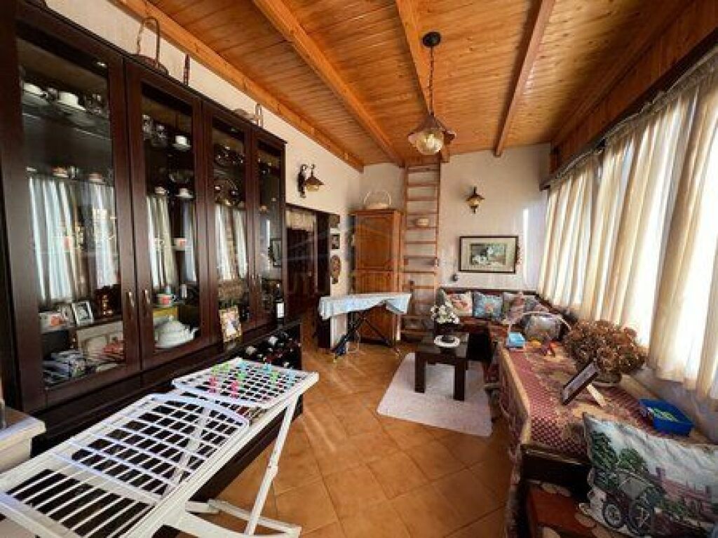 Shitet, Apartament 2+1, Zogu i Zi, Tirane