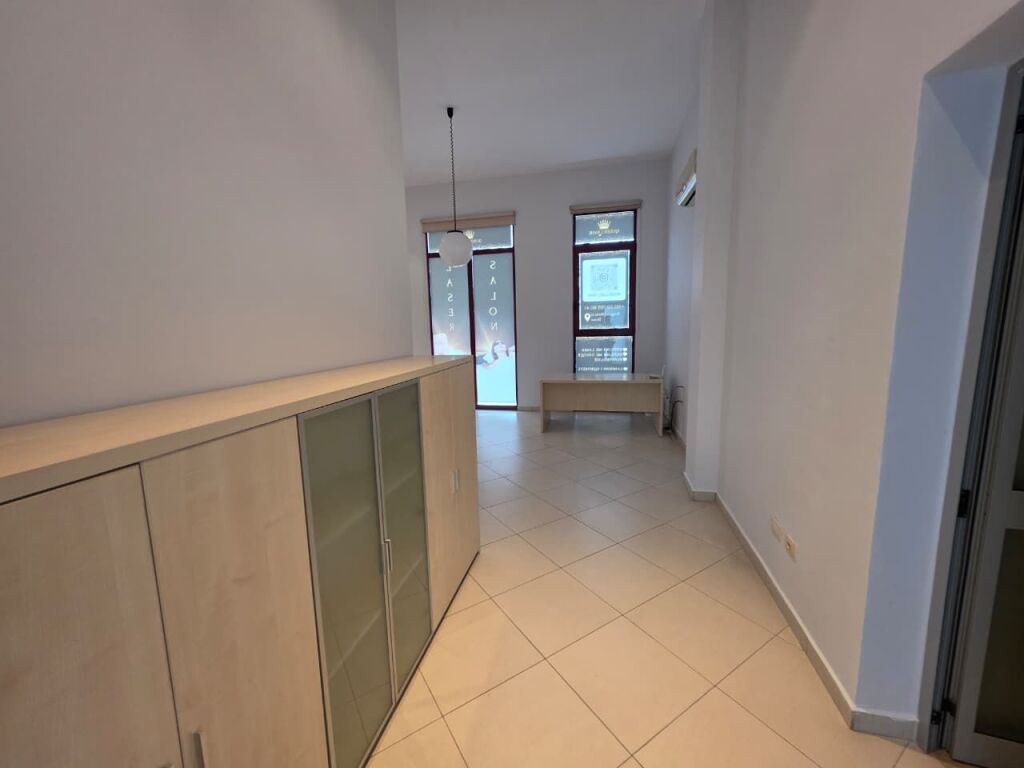 COMMERCIAL SPACE FOR SALE – DIBRËS STREET