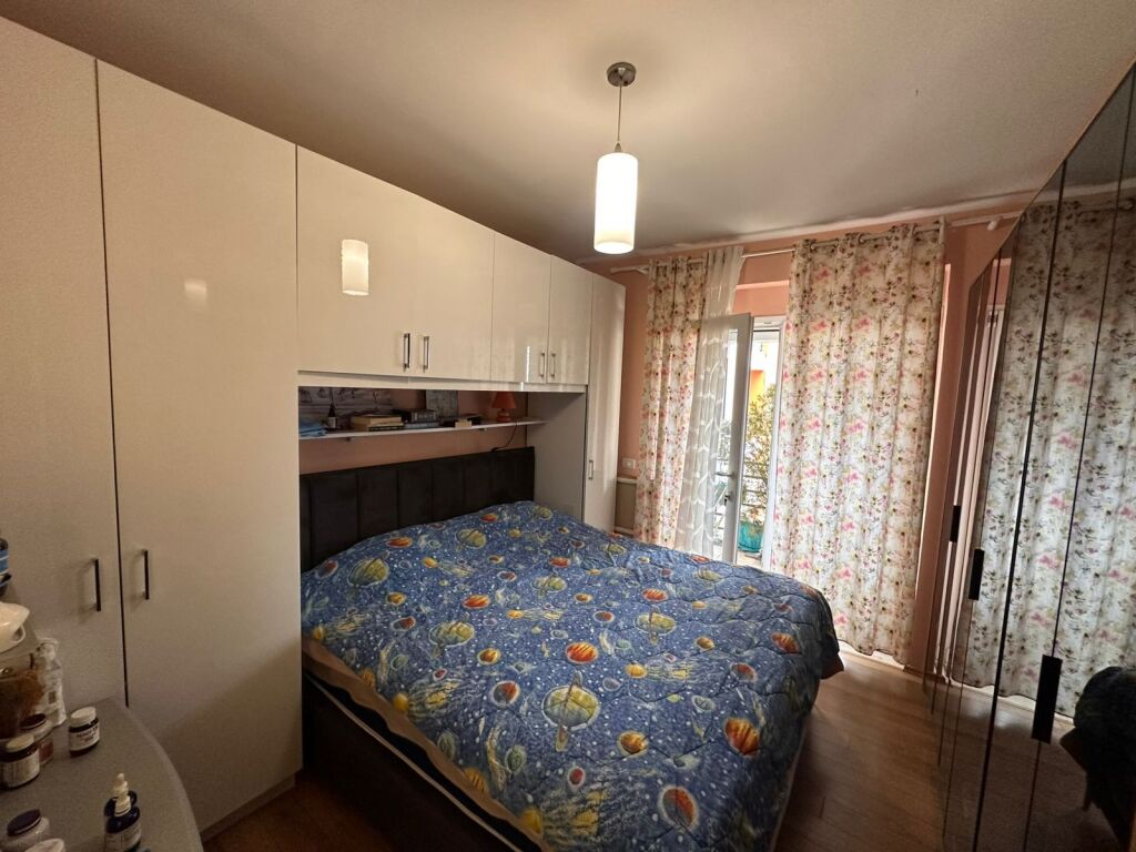 Appartamento 2+1+2 in vendita ad Astir