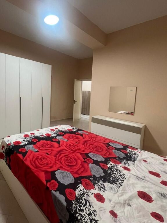 Apartament 1+1 me qira në Fresk