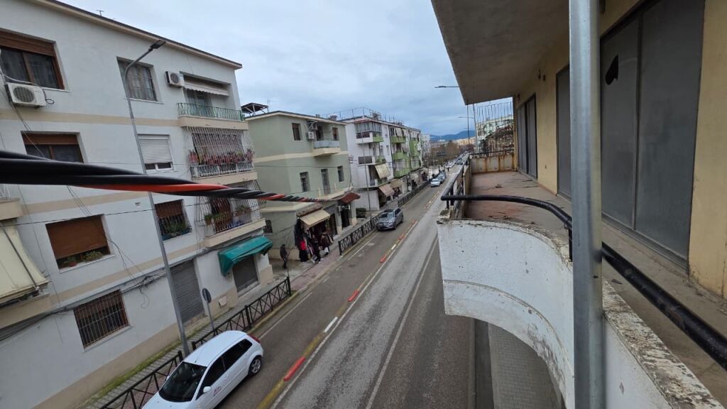 Vilë – Për Shitje- Rruga Ali Demi, pranë Bashkisë, Vlorë