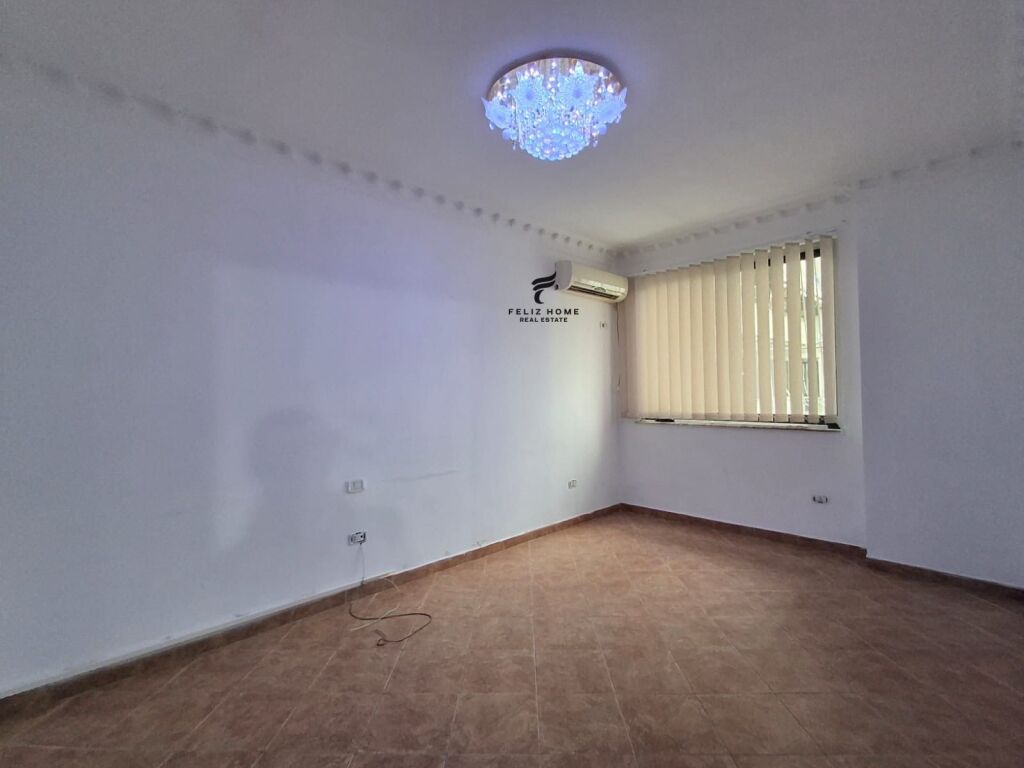 OFFICE FOR RENT 2+1 FORMER EXHIBITION 120,000 LEKE