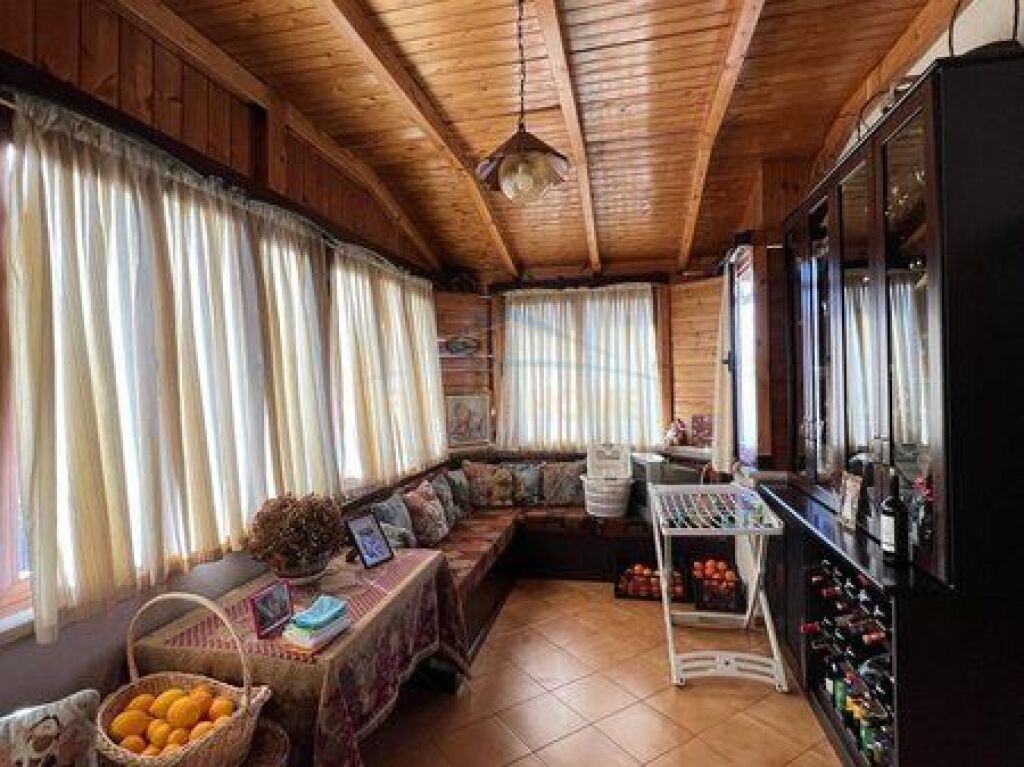 Shitet, Apartament 2+1, Zogu i Zi, Tirane