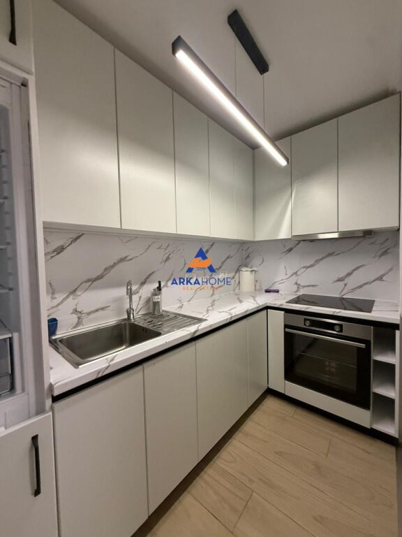 APARTMENT FOR RENT 2+1+BALCONY "NEAR LUIS MEDICAL CENTER, DINAMO STADIUM" 700 EURO