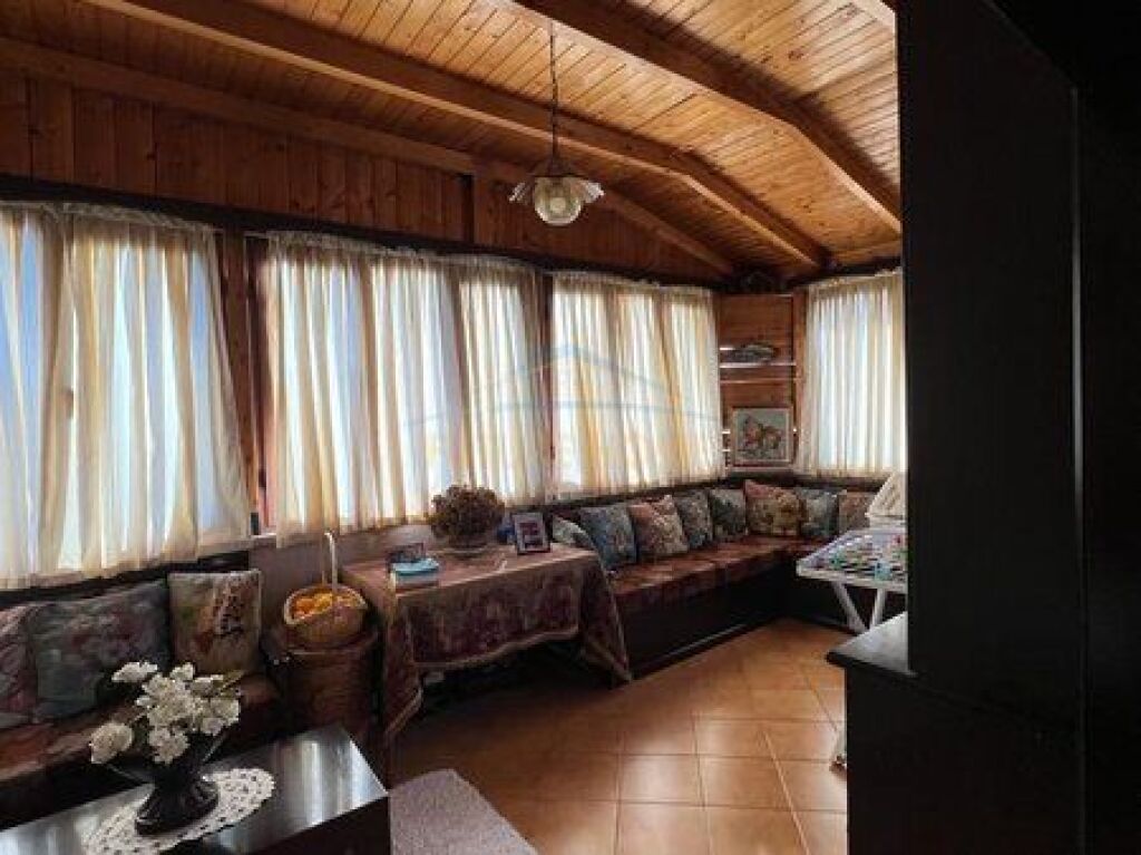 Shitet, Apartament 2+1, Zogu i Zi, Tirane