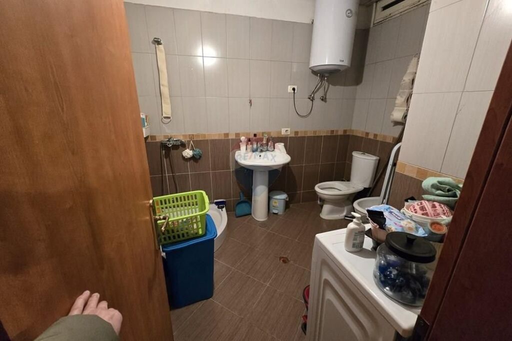 Apartament 1+1 ne Shitje tek Kthesa e Kamzes