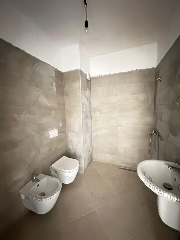 Apartament 1+1 pranë Fiori di Boskos