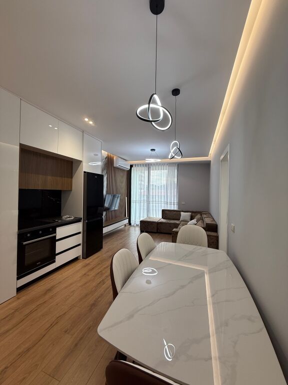 🏠Jepet me qira Apartament Modern 2+1+Post Parkimi 📍Golden Tower Residence, Mine Peza 💶Çmimi: 1100€