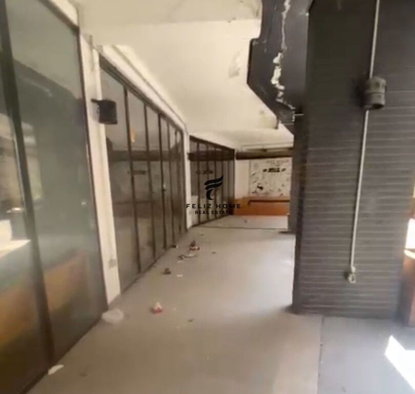 VENDESI COMMERCIALE IN VENDITA 1000M2 ASTIR 1.000.000 EURO