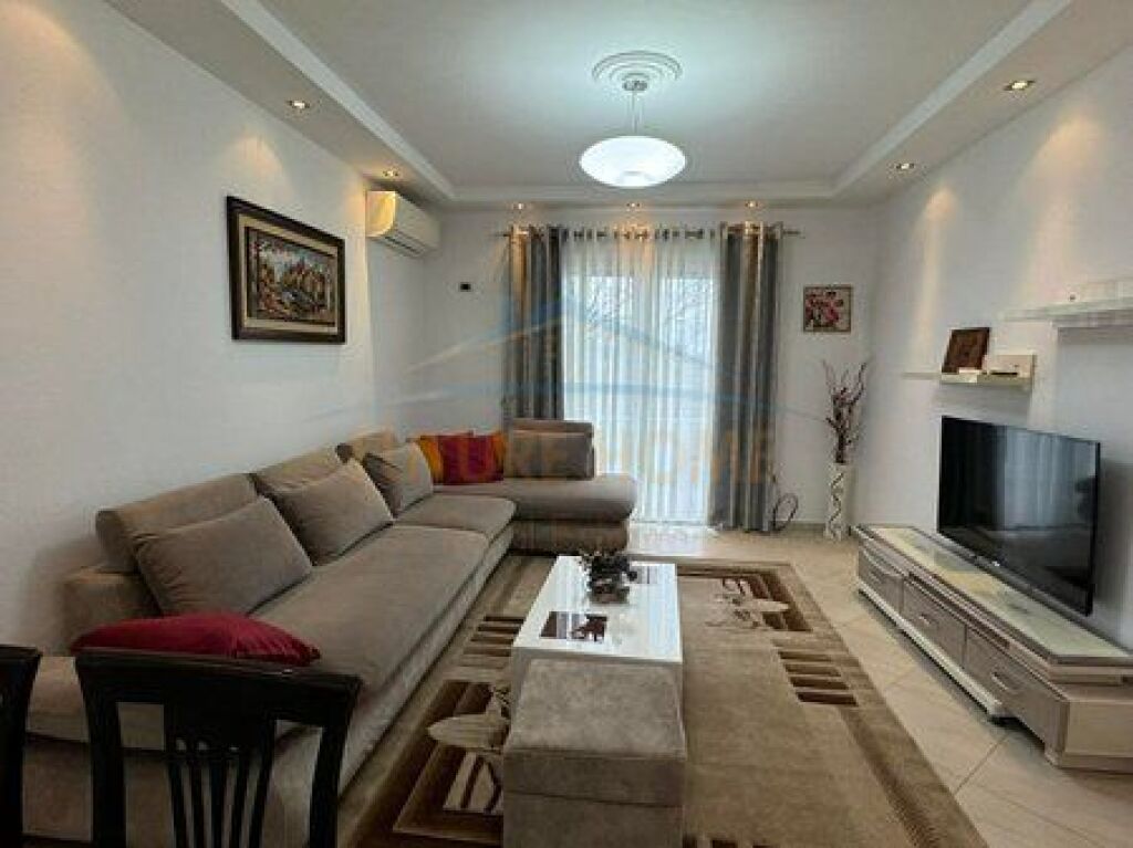 Affitto, Appartamento 2+1, Via Elbasani